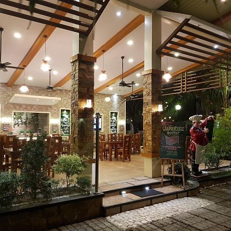 Eduardo'S Resort Calapan エクステリア 写真