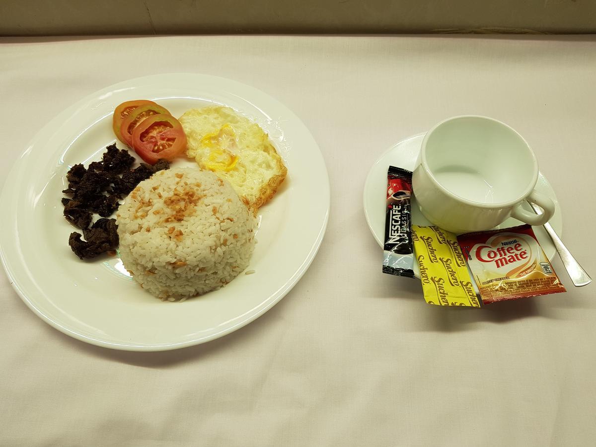 Eduardo'S Resort Calapan エクステリア 写真